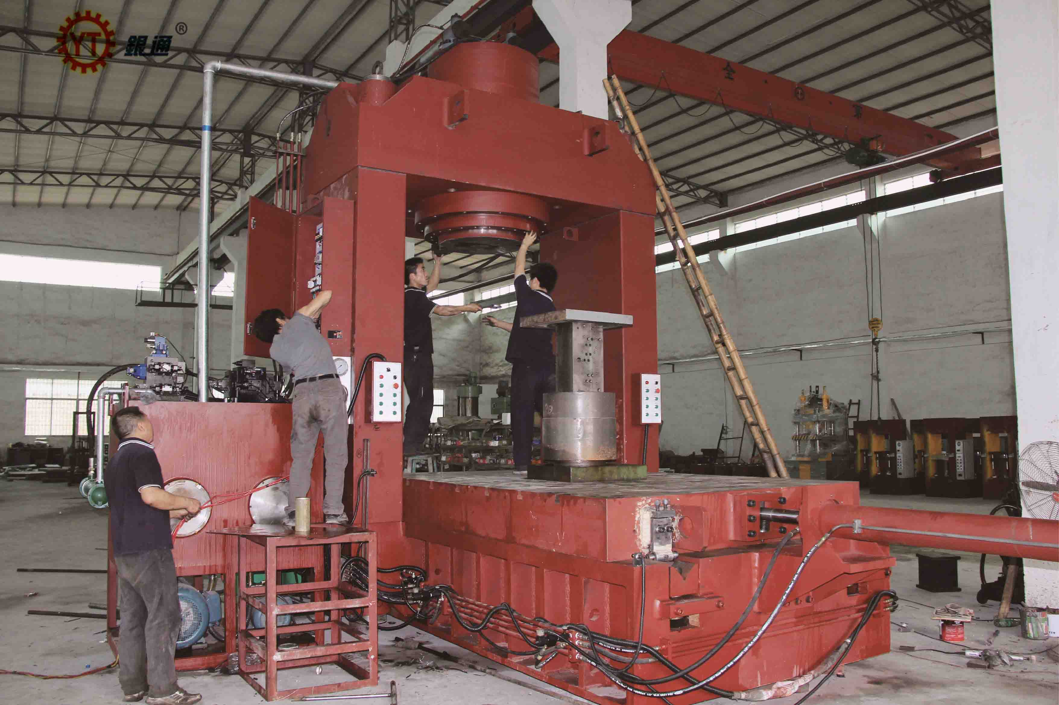 焊槍和液壓機(jī)哪個(gè)好用